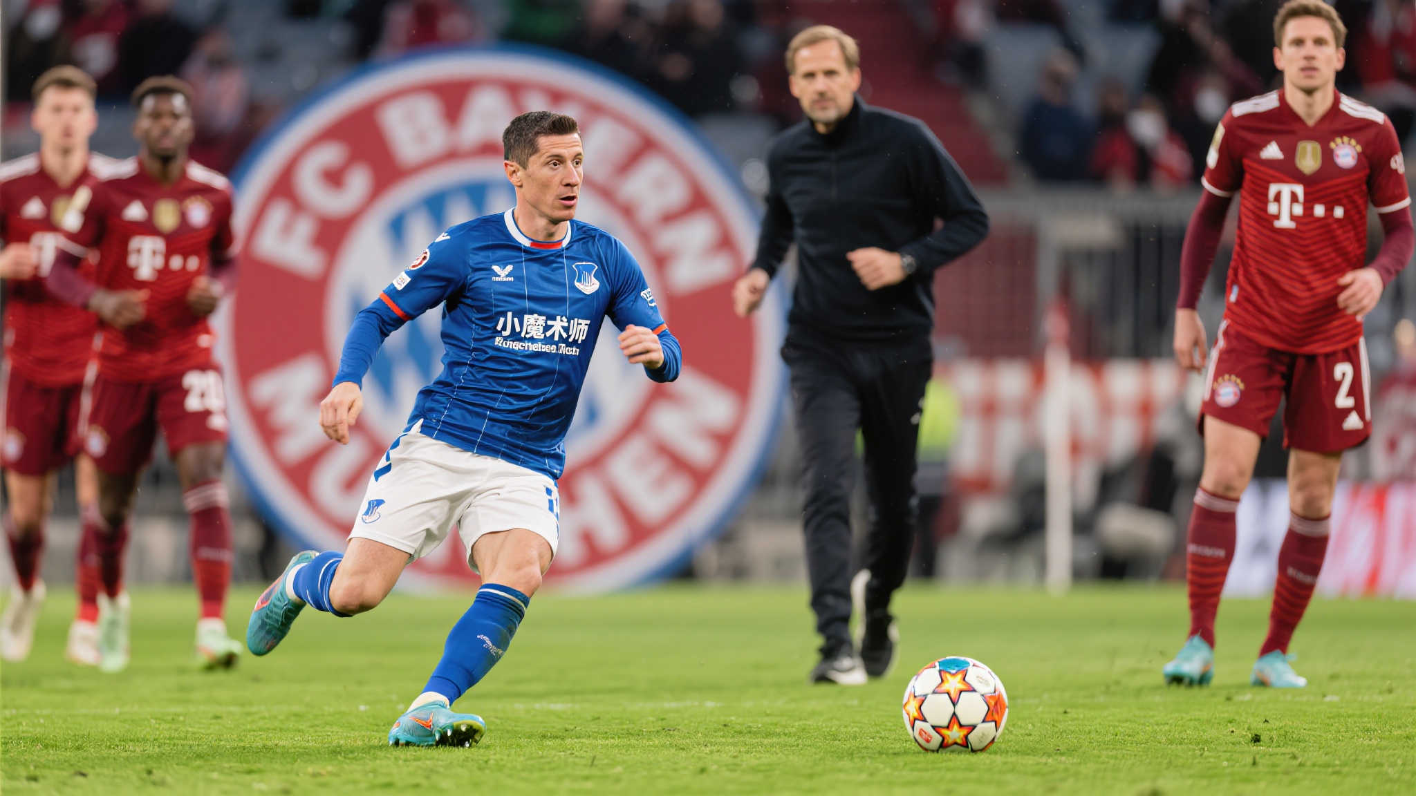 马丁内利或成拜仁锋线新目标 对于拜仁来说,他们目前急需一个能够填补得分空缺、提